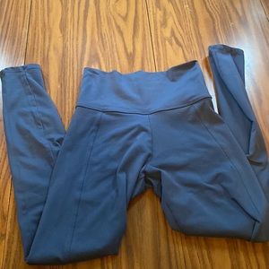 Bombshell shape leggings